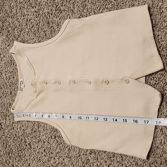 Reformation Button Down Tank - Picture 3 of 4